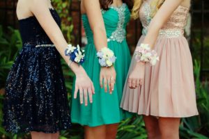 Love U Designs - Prom Dress Tips for the Average Teenage Girl